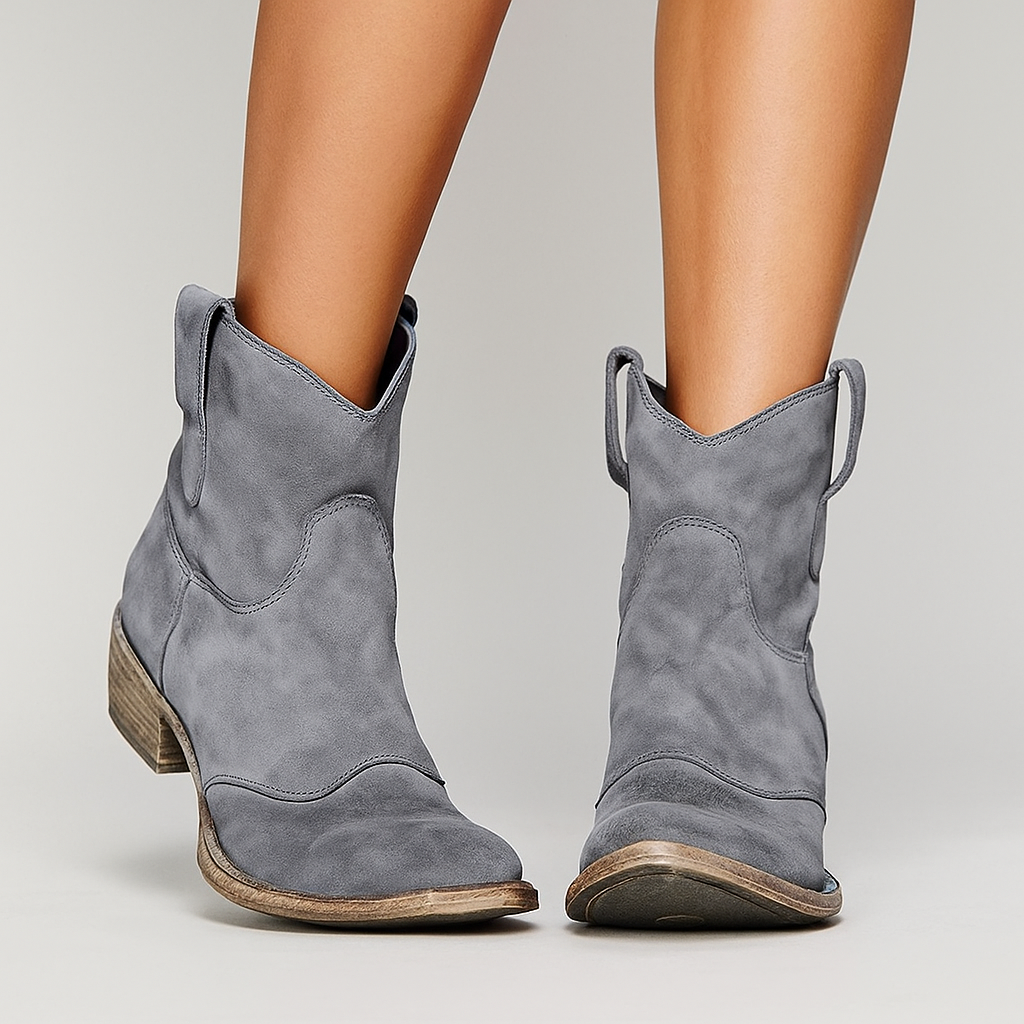 Carlotta – timeless ankle boots