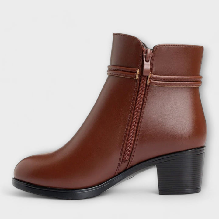 Frederika – Elegant Winter Boots