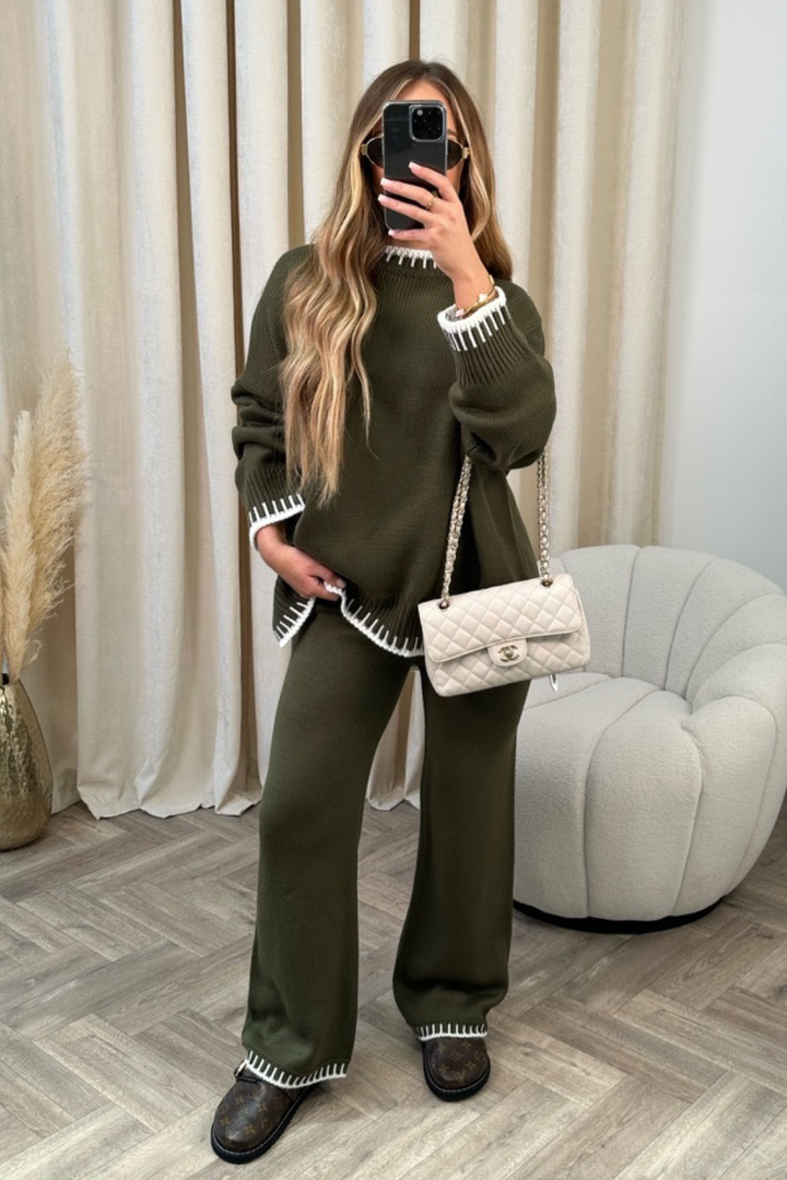 SKARLETT – WOMEN'S SOFT KNITTED SET
