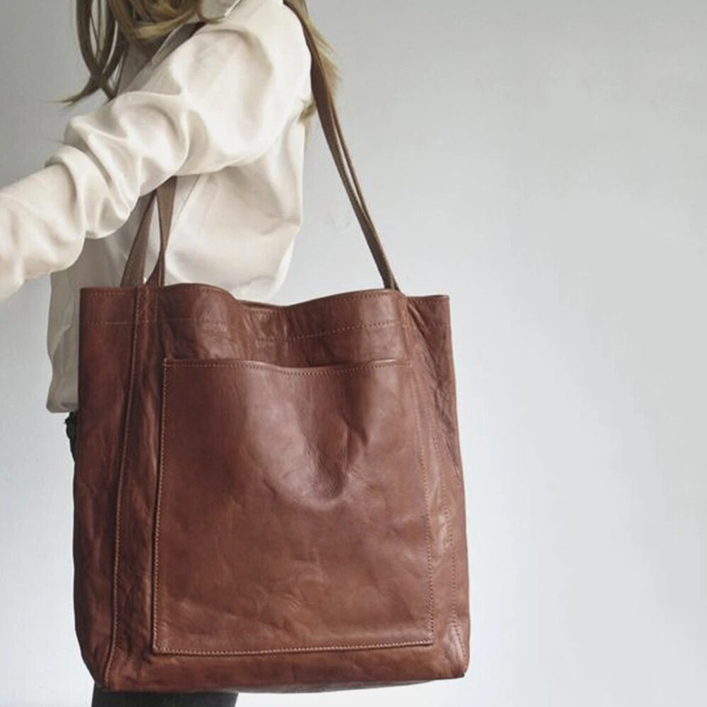 Emma & Lilly | Elegant leather bag with style