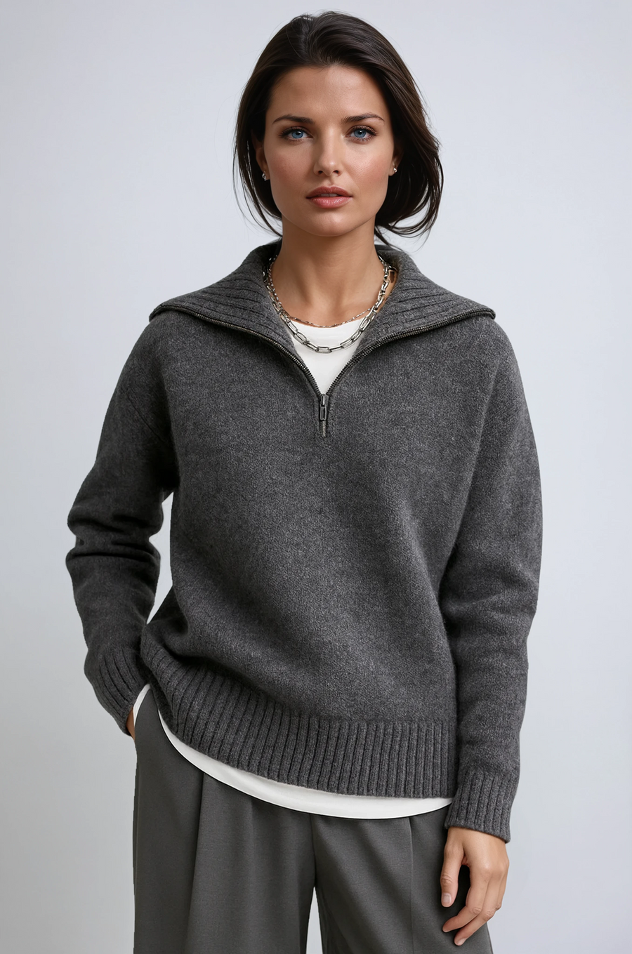 Zip-up turtleneck & Knitted
