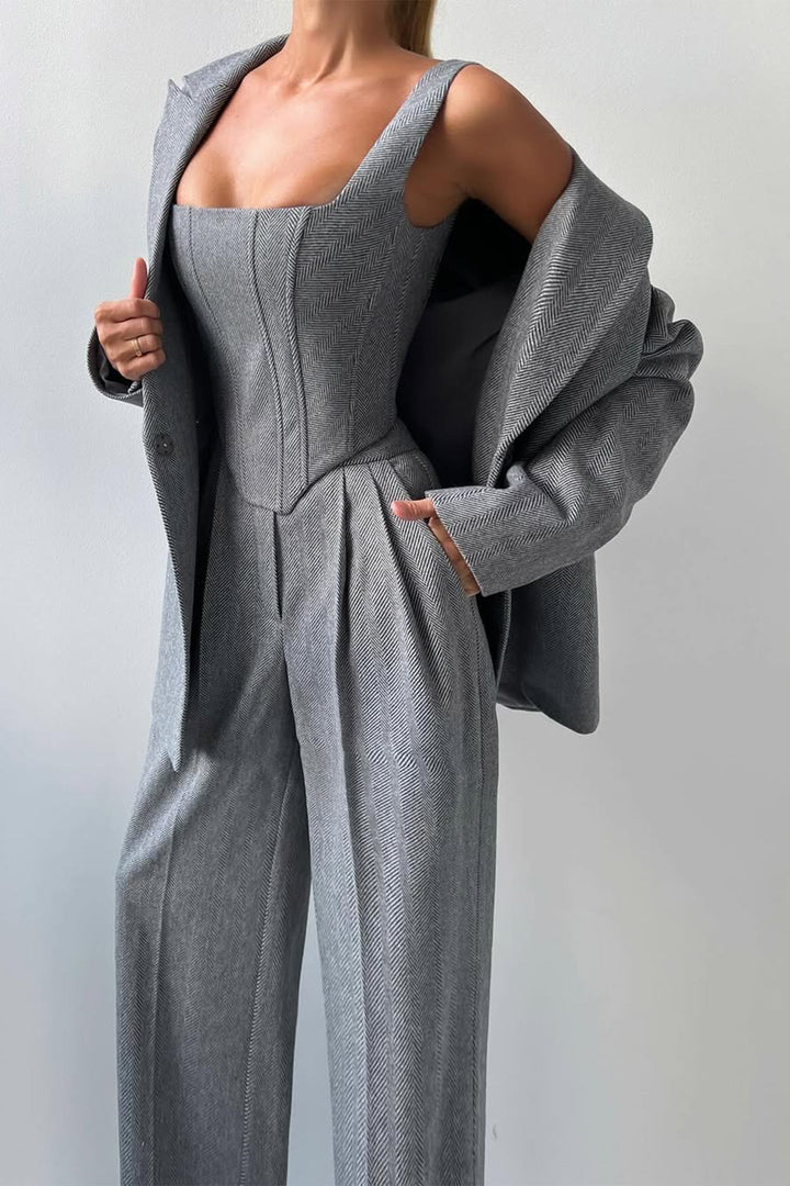 Marina – Relaxed Three-Piece Suit with Reversible Jacket