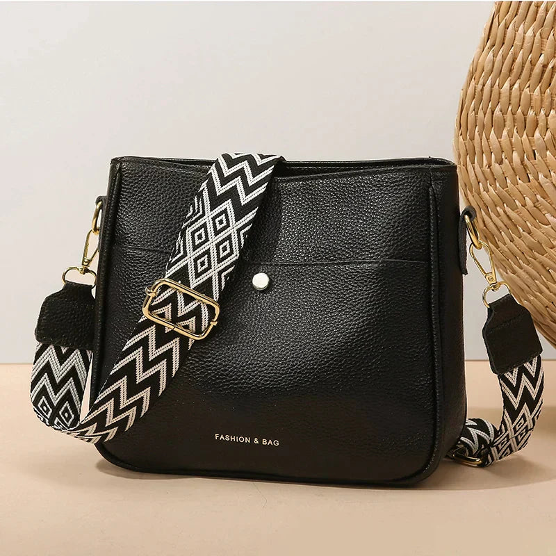 Juliet | Finely Stitched Leather Shoulder Bag