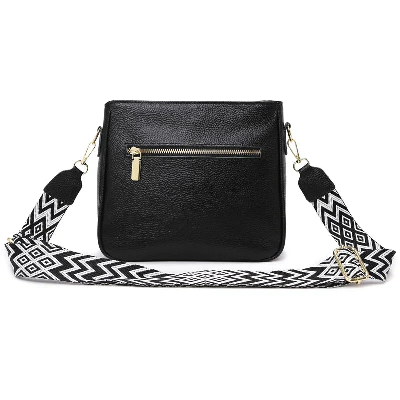 Juliet | Finely Stitched Leather Shoulder Bag