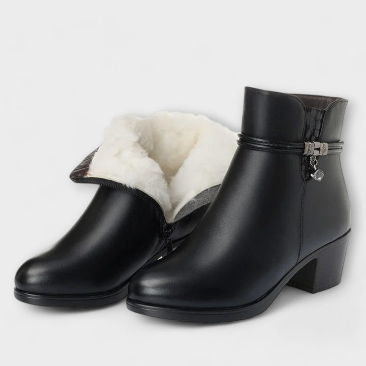 Frederika – Elegant Winter Boots