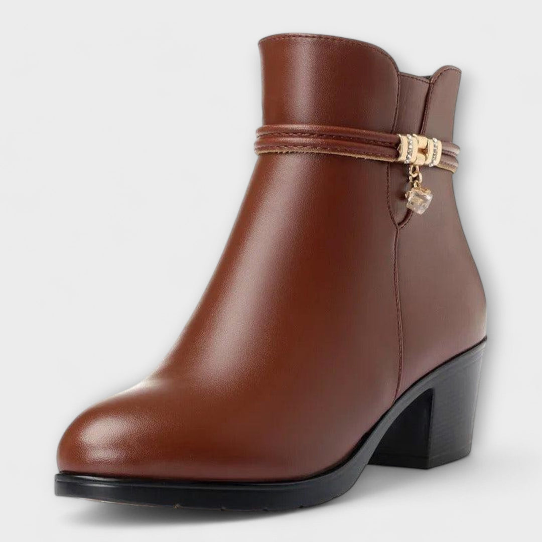 Frederika – Elegant Winter Boots